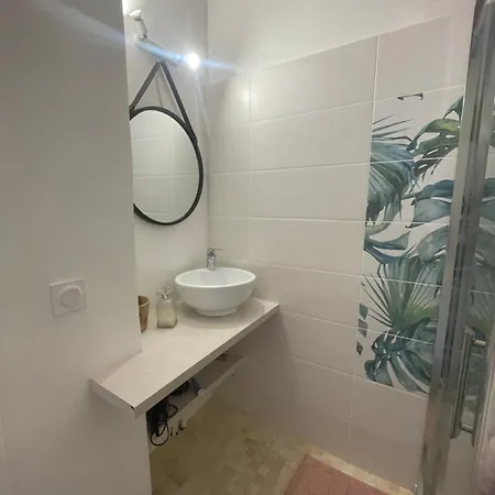 Vieil Et Mezzanine Proche De La Appartement Antibes